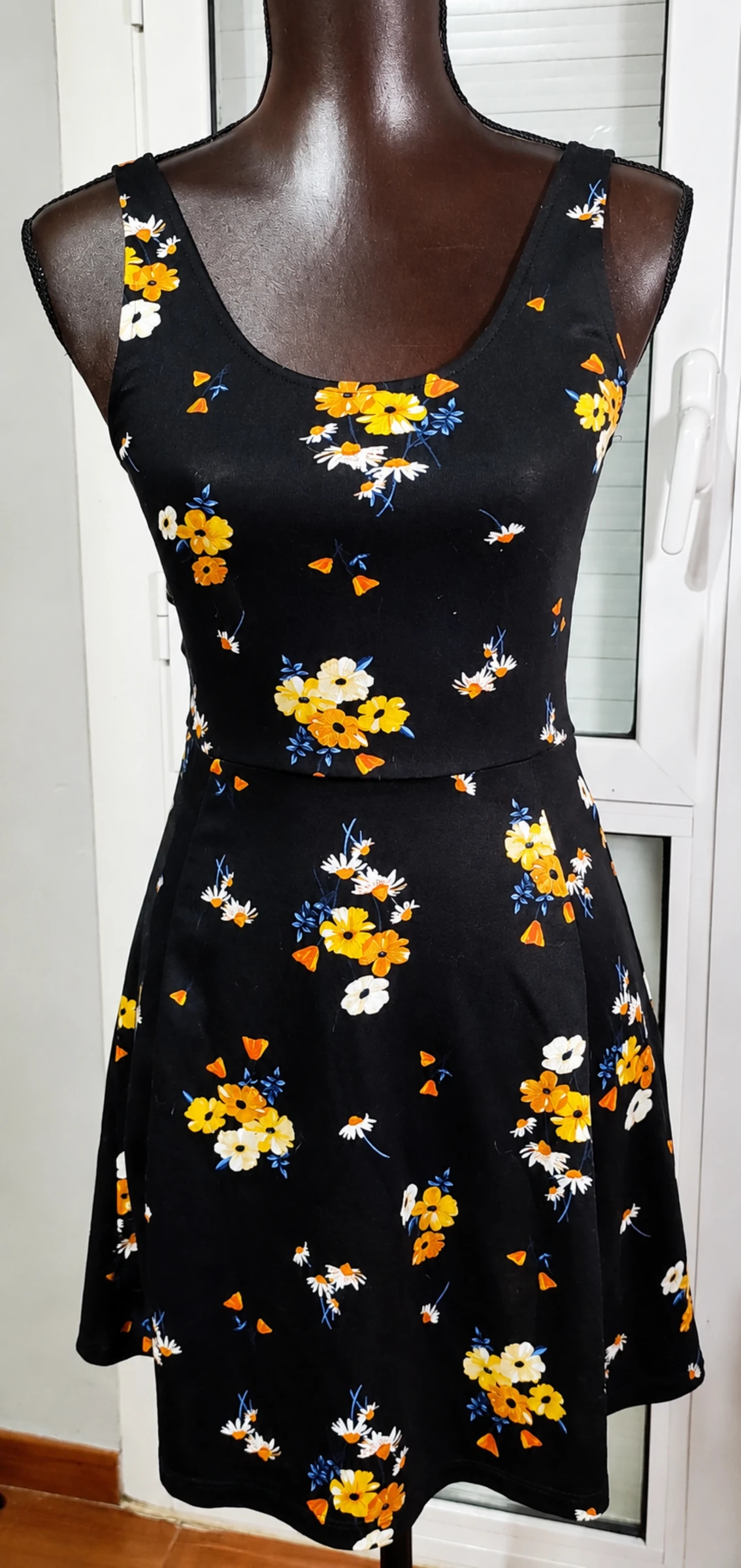 Vestido Floral Divided H&M Talla S (36) – Negro | Ideal para Verano – photo 4